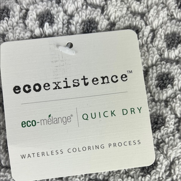Ecoexistence Bath Towel set Gray White Stripe Dot Quick Dry Zero Twist 2 Pc NEW - Picture 4 of 9